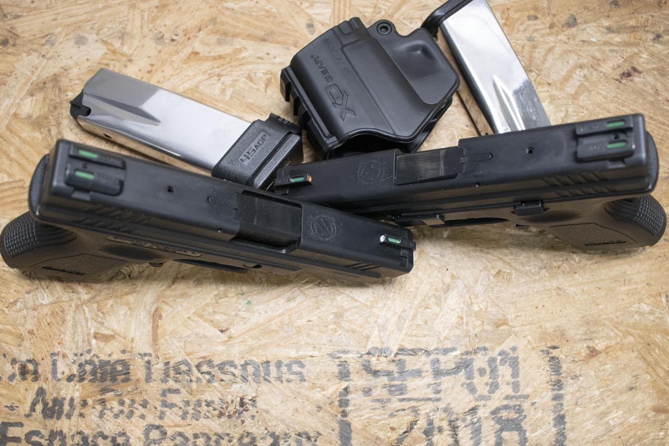 SPRINGFIELD XD-45 Compact 45ACP Police Trade-In Pistol w/Holster, Speedloader, Two Magazines (Good Condition)